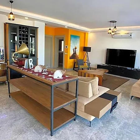 Otel Ultra Luxury Private With Swimming Pool